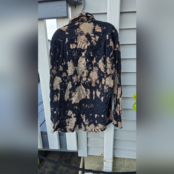 McNeal Button Down - Picture 2 of 6